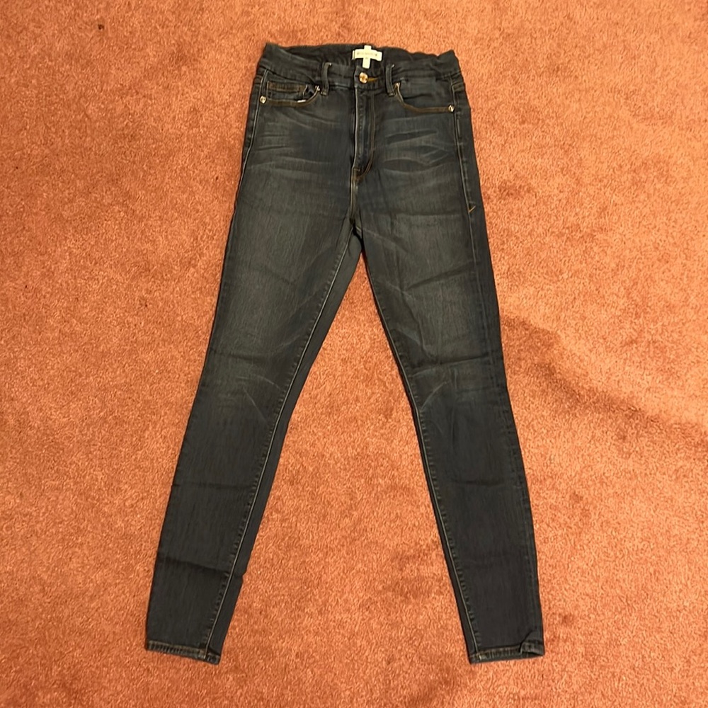 PREOWNED like new Good American Jeans Good Waist SIZE 28